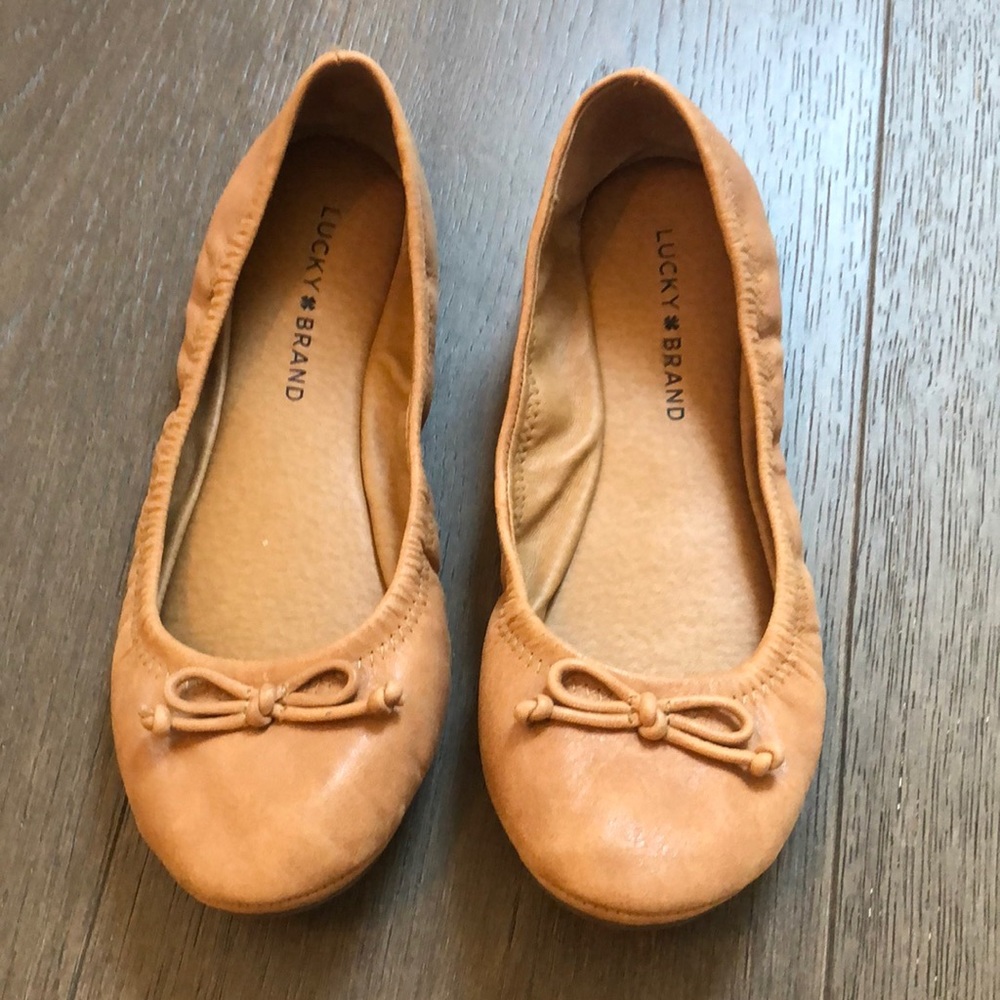Lucky brand tan leather flats lace up